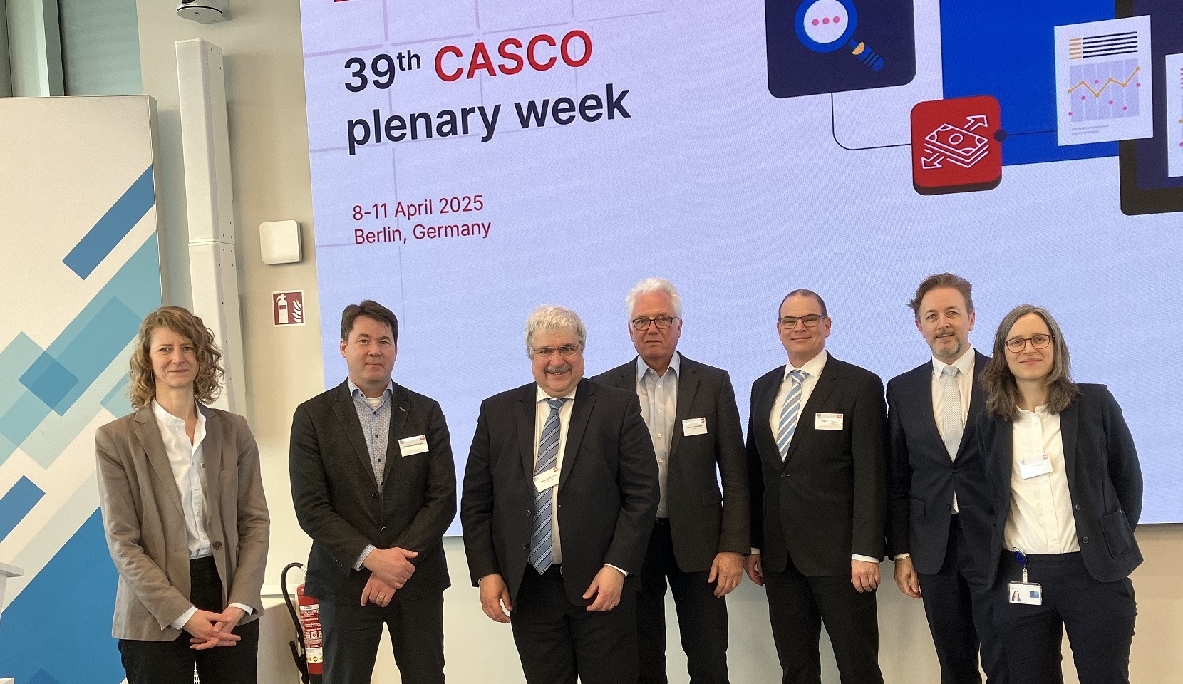 v.l. Stephanie Vehring, Klaus Heidelberger, Heribert Schorn, Thomas Votsmeier, Stephan Finke, Raymond Puppan und Nora Friedrich