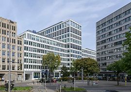 Außenansicht des DIN-Gebäudes in Berlin