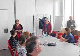 Expertinnen und Experten im Austausch beim DGH-Workshop im September 2025 in Berlin