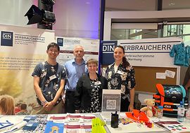 Mitarbeiter*innen des DIN-Verbraucherrates beim TdoT im BMJV
