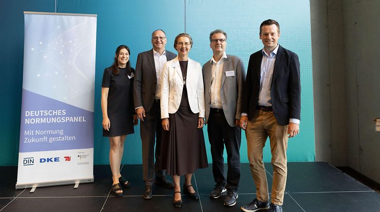Gruppenfoto des Deutschen Normungspanels 2026