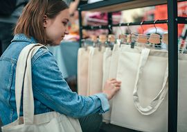 Umweltaspekte von Textilien