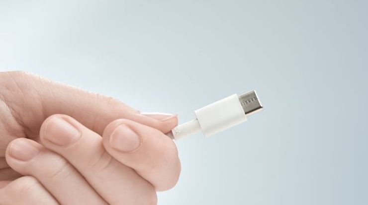 Einheitliche Ladeschnittstelle für tragbare elektronische Geräte wie Smartphones, Tablets, Kameras