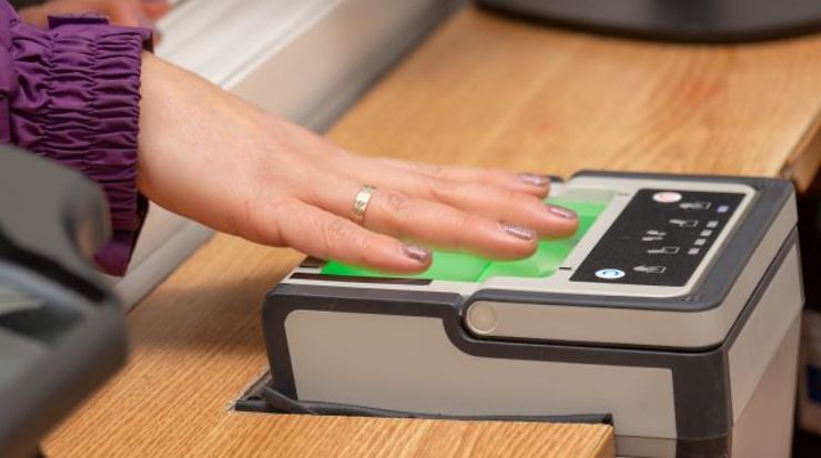 Persönliche Identifikation - Biometrische Zugangskontrolle für Gruppen