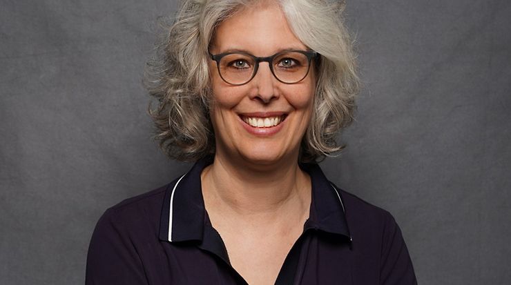 Das Bild zeigt ein Foto von Frau Prof. Dr. Katrin Steinhauer.